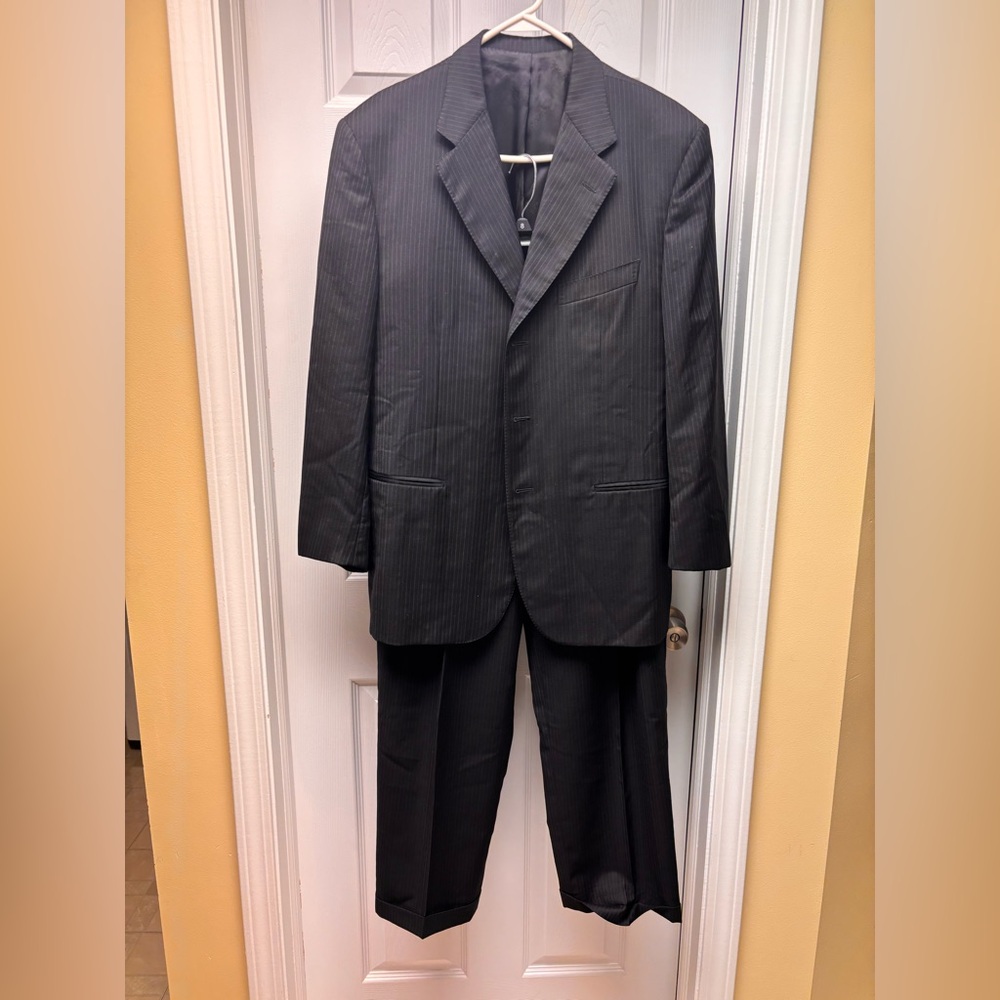 Ravazzolo Made in Italy Men’s Black Wool Pinstripe Suit Set – Size 50 (US 40R)